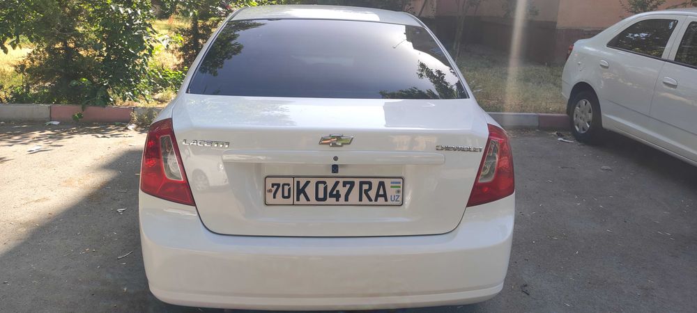 Lacetti 1.8 2013 yil tozza