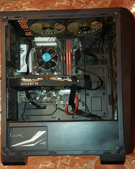 Sursa modulara 850w Rgb Lux Aerocool / 730w + Cooler Thermaltake