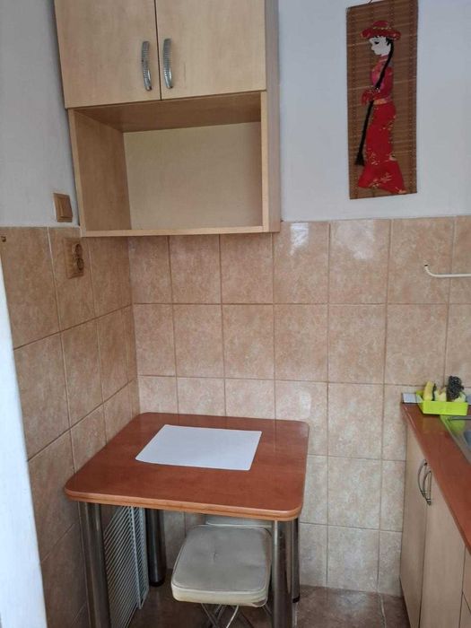 Garsoniere de inchiriat   Arad, Micalaca, langa LIDL. ETAJ 1, utilata incepand cu 01 noiembrie 2026. Pret 200 euro/ luna plus garantie 200 euro.