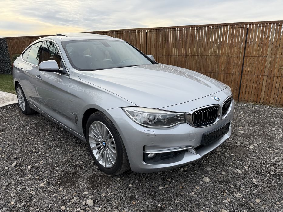 BMW 320i 2015 pachet luxury line ,panorama , automata , piele ,