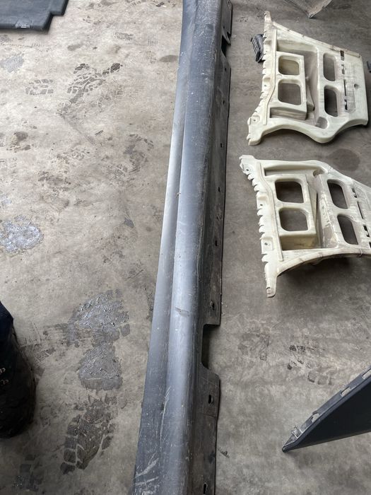 Задна М броня БМВ Е90 (zadna M bronq bmw e90)