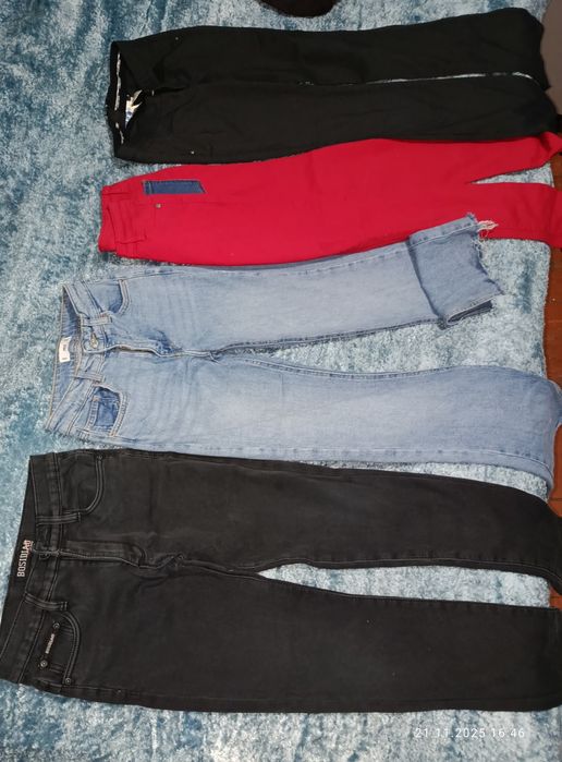 Джинсы -брюки женские.