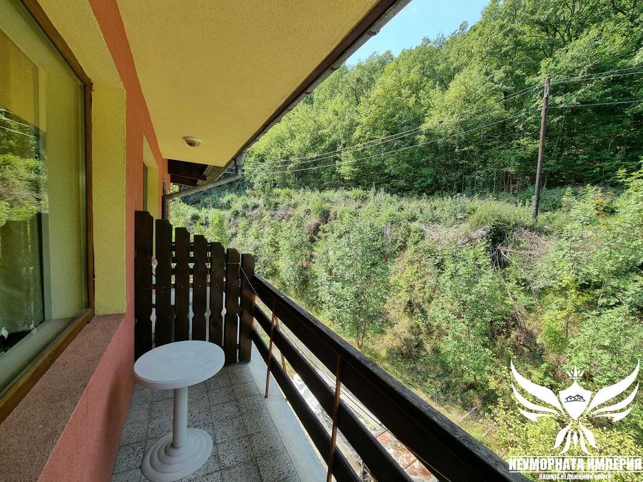 Продава се Хотел в с. Нареченски бани, Област Пловдив - 4600 кв.м за 159 €/кв.м - Снимка #19