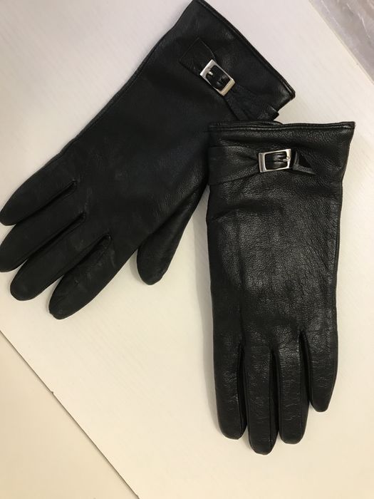 Перчатка кожаная