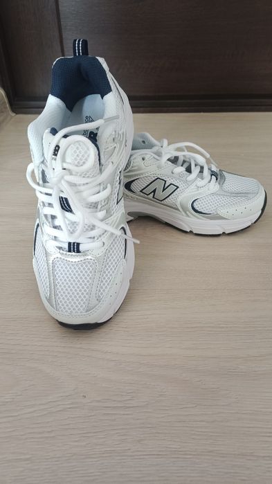 Продам кроссовки new balance 37 (36)