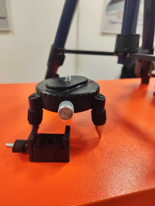 Продаю Лазерный уровень Bosch