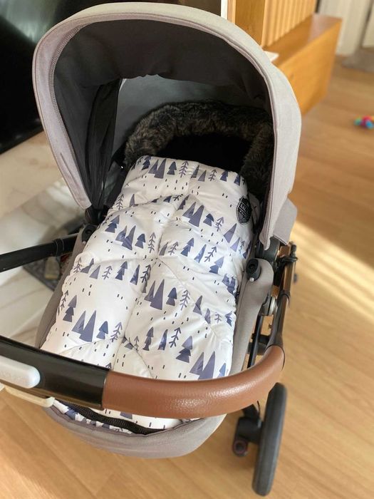 Детска количка MAXI COSI, модел Lila и кош за кола Cabrio Fix