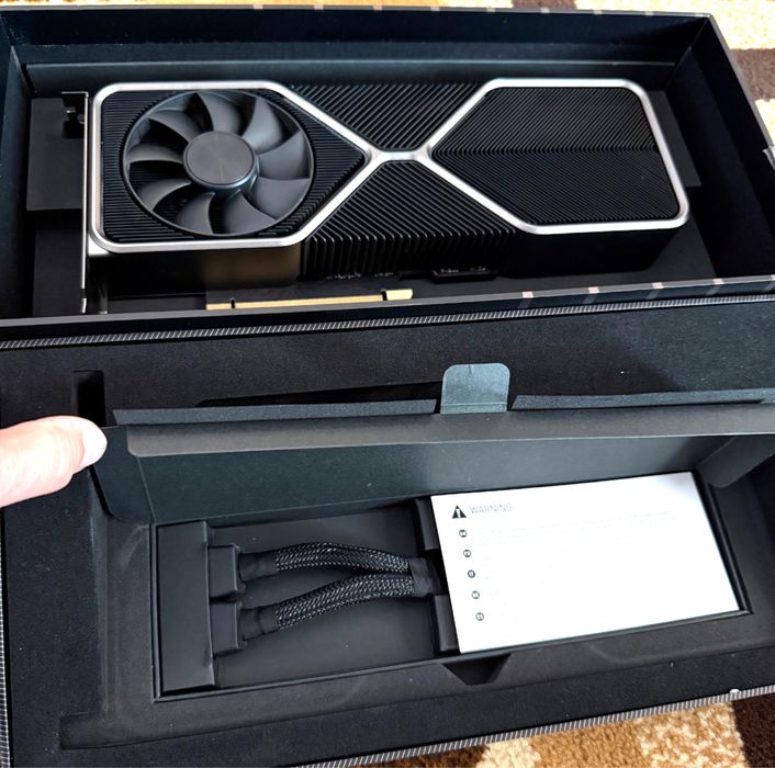 Vand placa video Nvidia Geforce rtx 3080 Fonders Edition