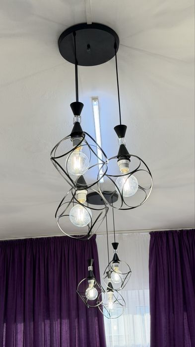 Продам люстры 2 шт