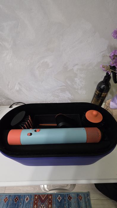 Dyson Airwrap I'd HS08