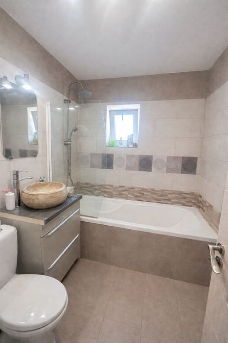 Apartament 2 camere, decomandat