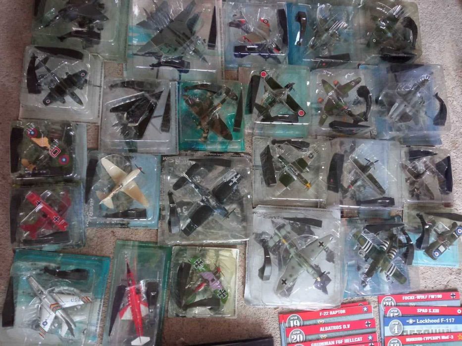 Пълна колекция бойни самолети + списания