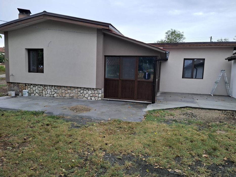 Къща с три спални