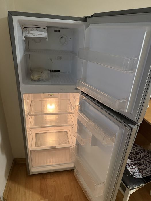 Продам Холодильник LG No Frost