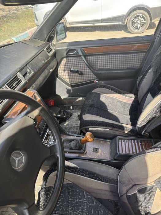 Мерседес 124 Е200