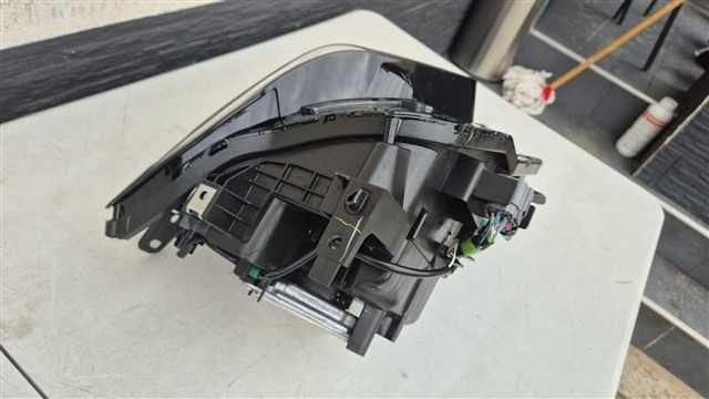 Far dreapta Mazda CX-30 CX30 Lupa Led Halogen cod DGJ151030