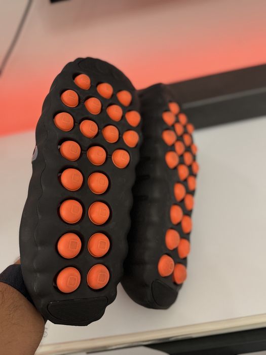 Продаю Nike Mien 001