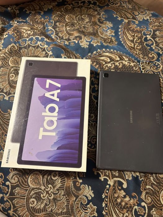 Продам планшет Samsung Tab A7