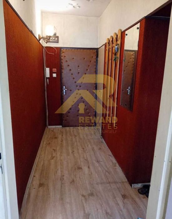 Продава се Тристаен апартамент в София, Света Троица - 86 кв.м за 2298 €/кв.м - Снимка #9