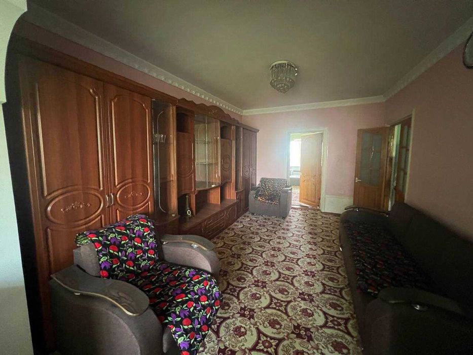 Аренда 3х комнатная квартира позади кафе Эмират