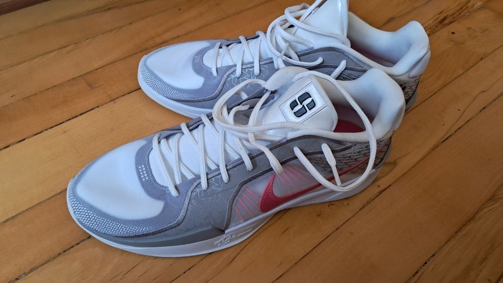 Маратонки Nike 48