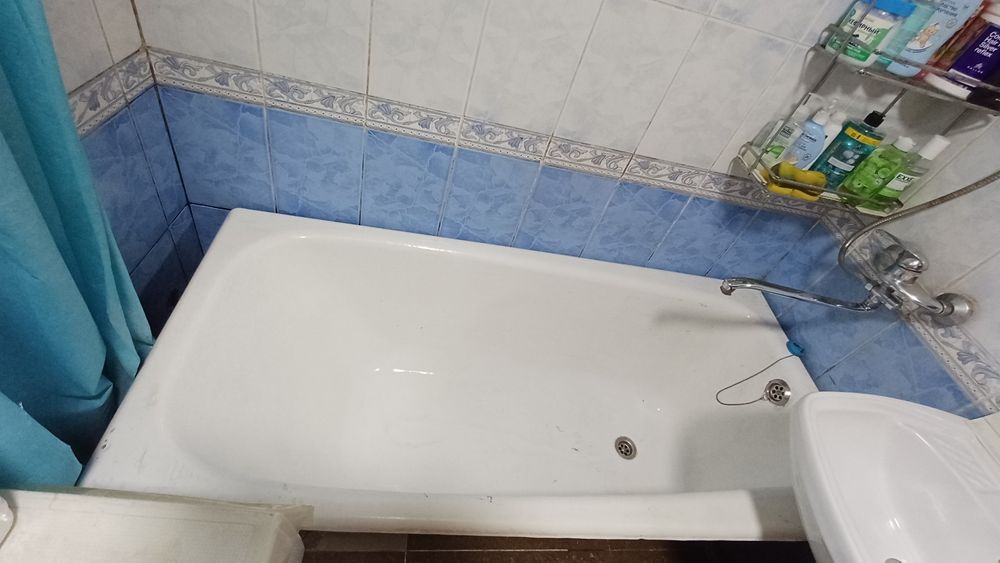 Продам чугунную ванну