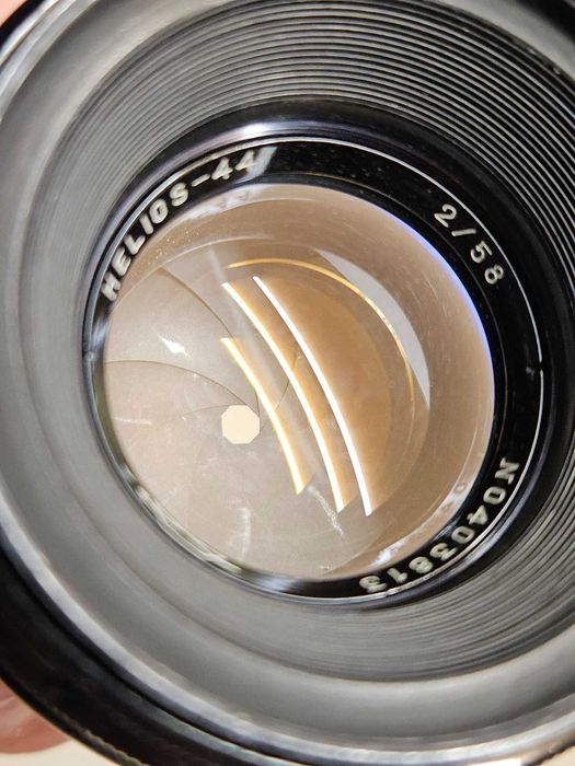 Obiectiv foto Helios 44-2 58mm F2 - montura M42
