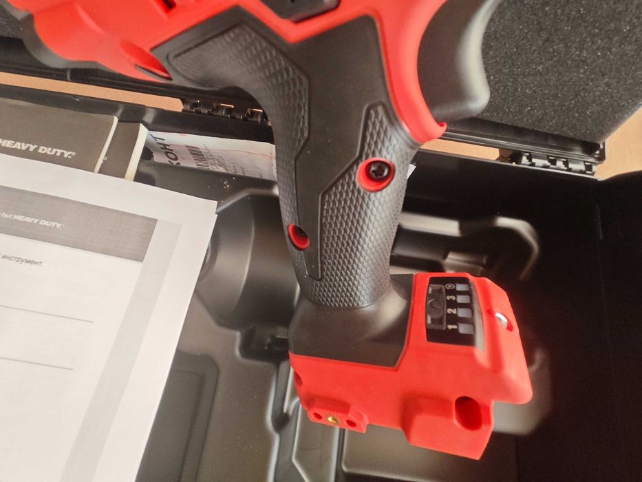 Гайковерт Milwaukee M18 FHIWF12