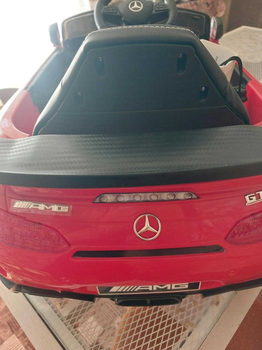 Акумулаторна кола Mercedes