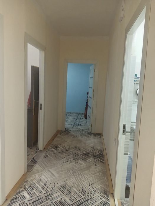 Dom sotiladi hujjatlari joyida -1 etaj 50 Kv 2 xonalik