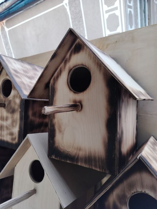 Скворечники для средней птиц.
