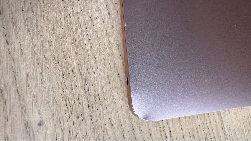 Apple MacBook Air M1 (13-inch, 2020) – Rose Gold | Stare bună | Cutie originală