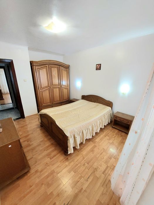 PF inchiriez apartament 3 camere