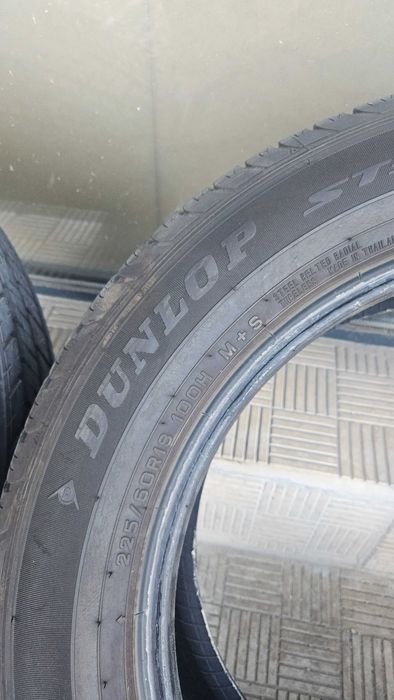 СПЕШНО 2 бр. Гуми Dunlop Grandtrek ST30 225/60 R18 100H - DOT24