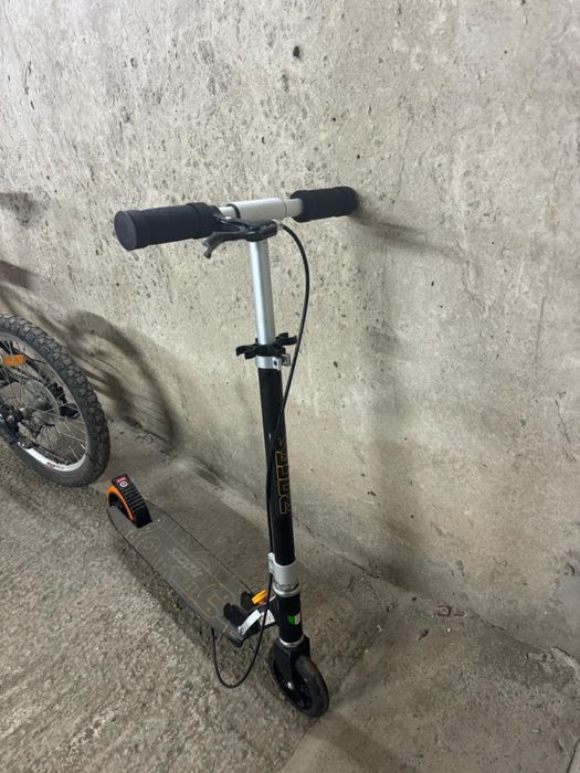 Продам детский самокат