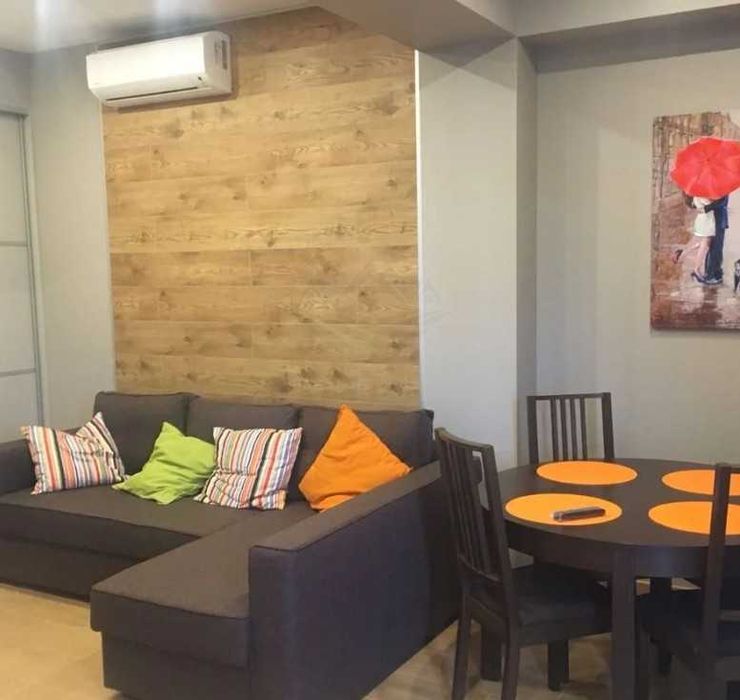 Дава се под наем Едностаен апартамент в Пловдив, Изгрев - 45 кв.м за 204 € - Снимка #2