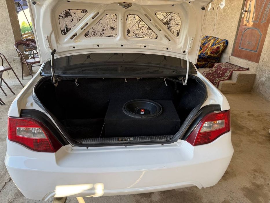 Nexia 2 ideal holatda