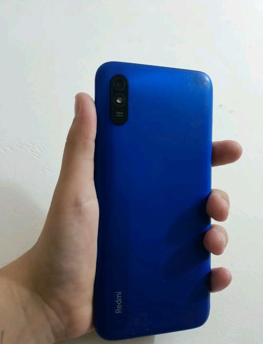 продам телефон Redmi 9A.