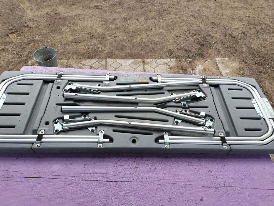 Стол со стульями для пикника