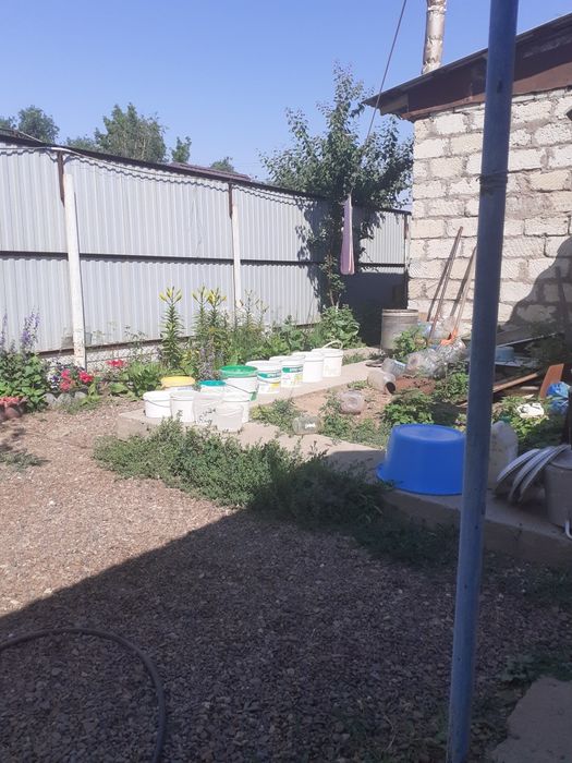 Продажа,  земля 4/7 соток вместе с домом.