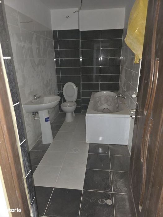 Apartament 2 camere zona TRACTORUL