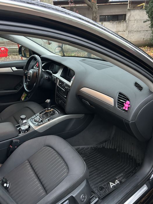 Audi A4 • 2008 • 2.0 TDI • Manuală • Acte la zi, S-line exterior