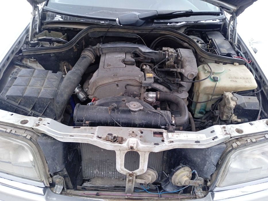 Мерседес 180 C W202