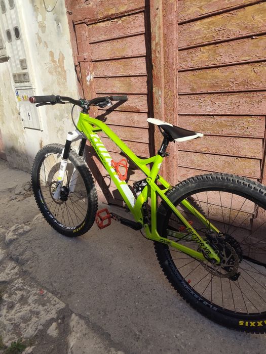 Bicicleta Mondraker Factor XR