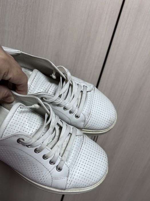 Демисезонные ботинки и кроссовки