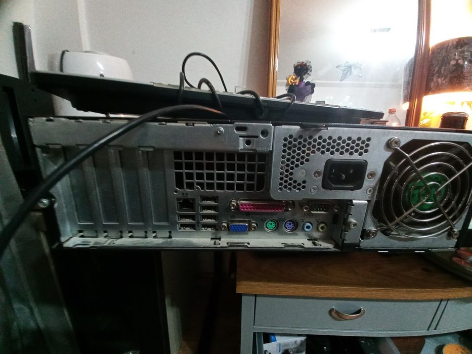Pc vintage hp compaq 5100SFF  Pentium 4
