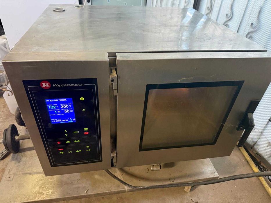 Cuptor convectomat 6 tavi