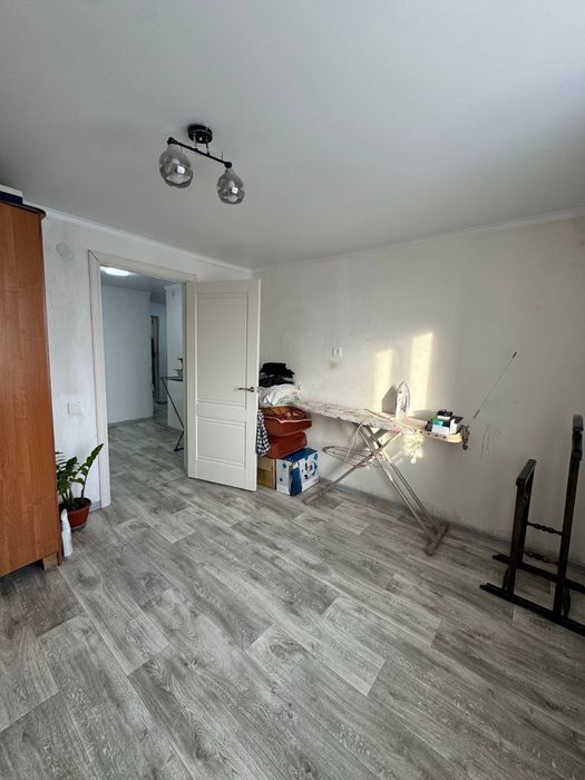 Продам квартиру Панфилова 121