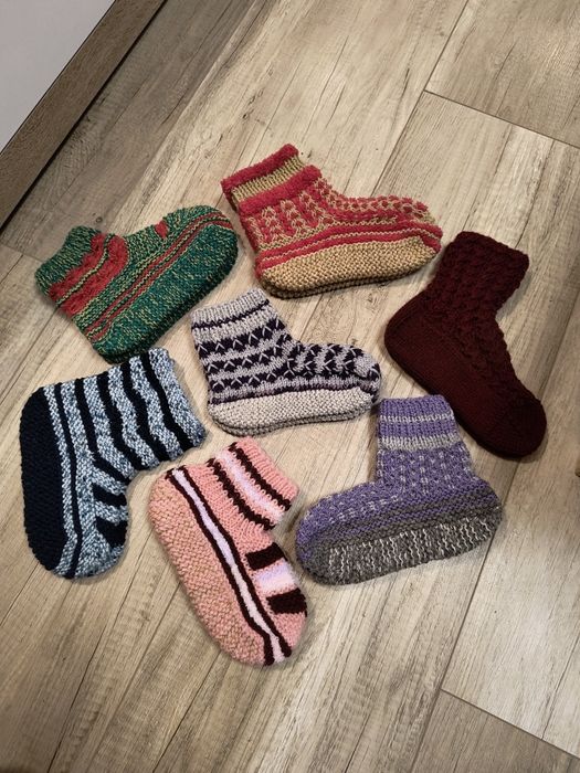 Чорапки и терлици ръчно изплетени