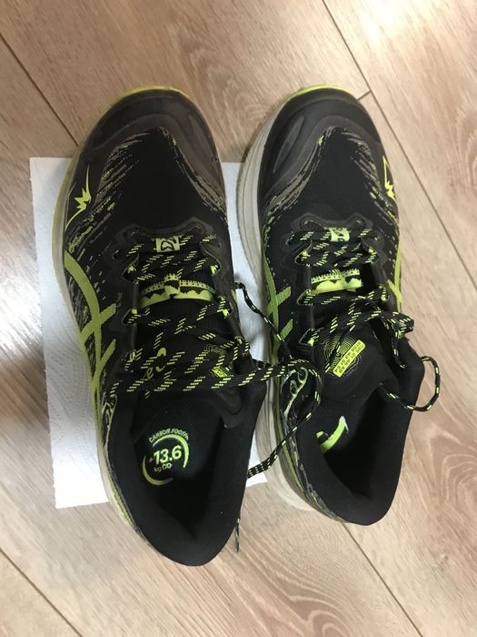 Asics nr 40 (noi)